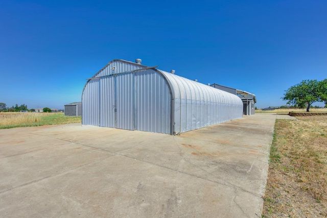 3656 Hokan Ln, Wheatland, CA 95692