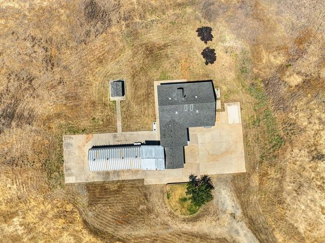 3656 Hokan Ln, Wheatland, CA 95692