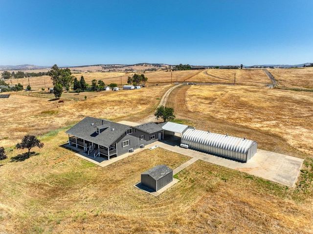 3656 Hokan Ln, Wheatland, CA 95692