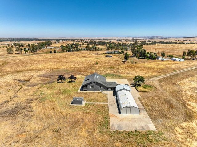 3656 Hokan Ln, Wheatland, CA 95692