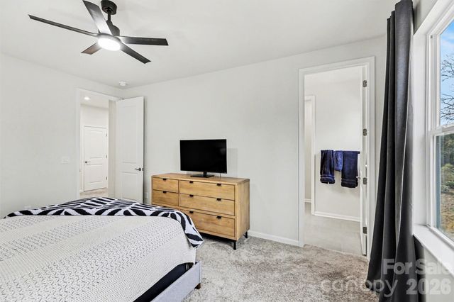 5128 Somerset Hill Lane, Charlotte, NC 28269