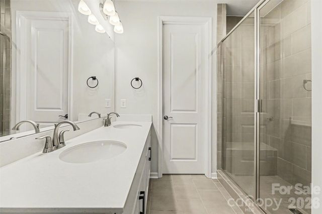 5128 Somerset Hill Lane, Charlotte, NC 28269