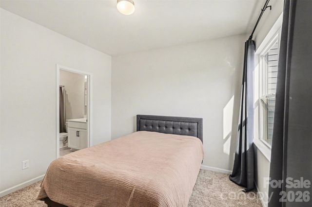 5128 Somerset Hill Lane, Charlotte, NC 28269