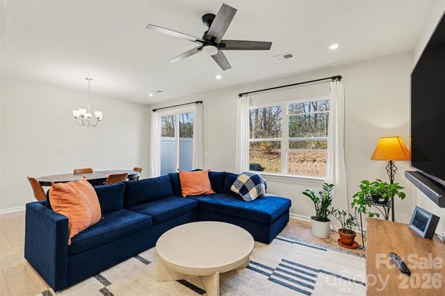 5128 Somerset Hill Lane, Charlotte, NC 28269