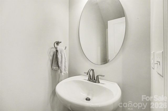 5128 Somerset Hill Lane, Charlotte, NC 28269