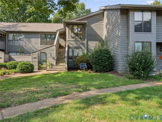 2980 Woodbridge Crossing Dr, Midlothian, VA 23112