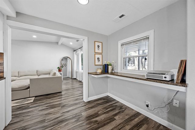 114 N Penn St, Lisbon, IA 52253