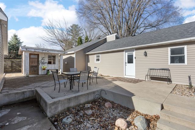 114 N Penn St, Lisbon, IA 52253