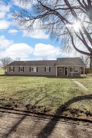 114 N Penn St, Lisbon, IA 52253