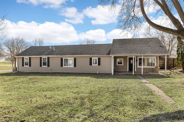 114 N Penn St, Lisbon, IA 52253