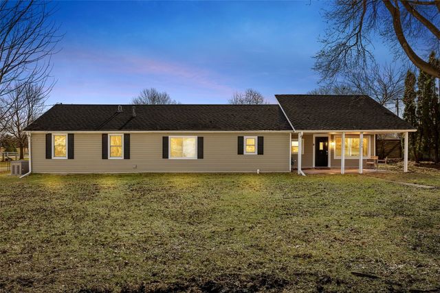 114 N Penn St, Lisbon, IA 52253