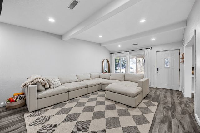 114 N Penn St, Lisbon, IA 52253