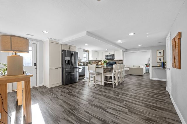 114 N Penn St, Lisbon, IA 52253