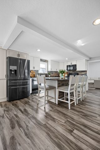 114 N Penn St, Lisbon, IA 52253