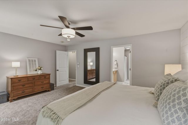 11 Oakwood Court, Ballston Spa, NY 12020