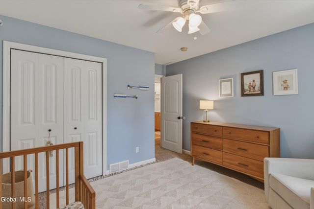 11 Oakwood Court, Ballston Spa, NY 12020