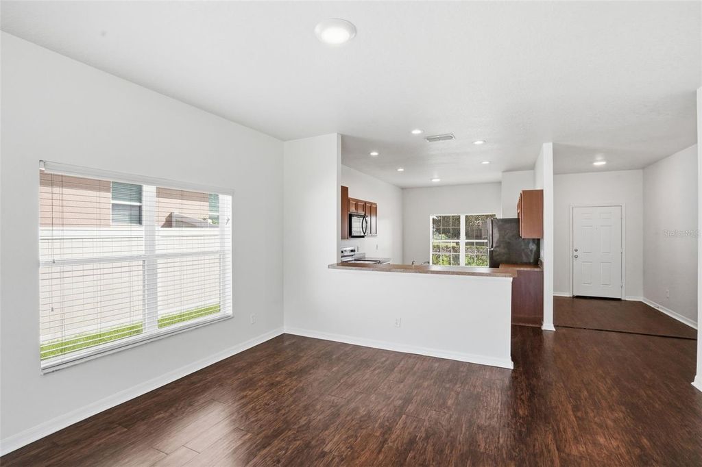 Image 13 of property listing at 1216 MAPLEBROOK DRIVE, Lake Alfred, FL 33850