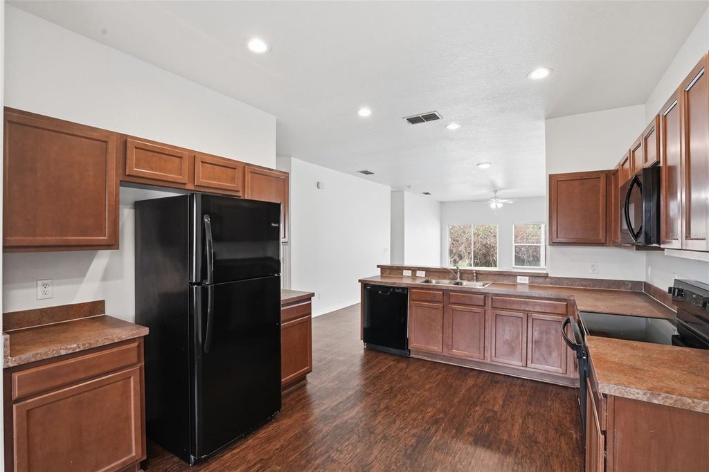 Image 16 of property listing at 1216 MAPLEBROOK DRIVE, Lake Alfred, FL 33850