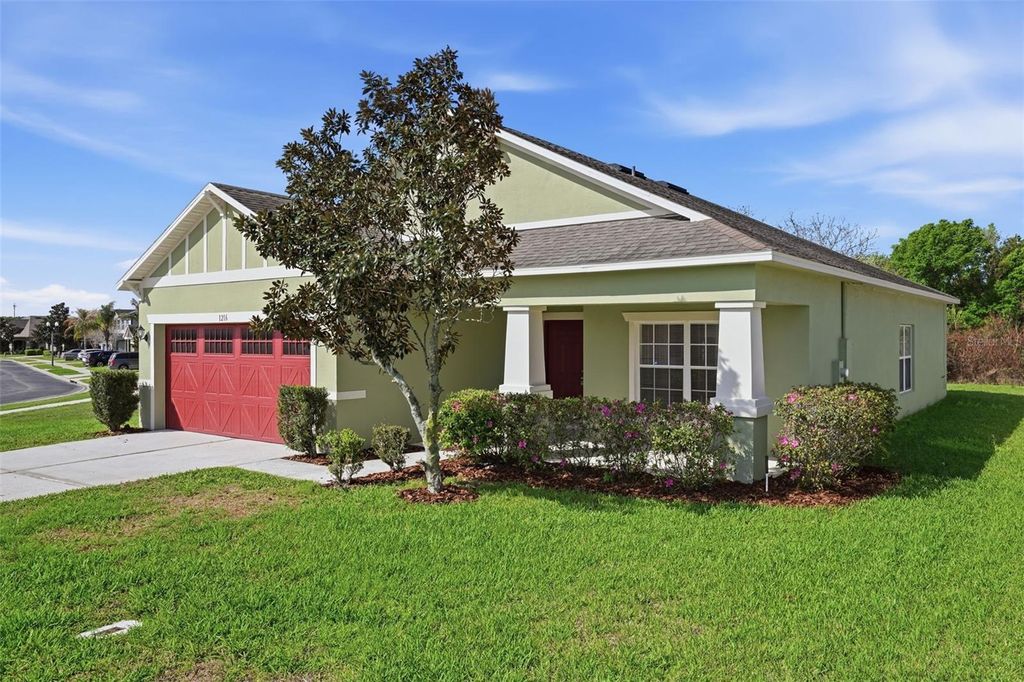 Image 3 of property listing at 1216 MAPLEBROOK DRIVE, Lake Alfred, FL 33850