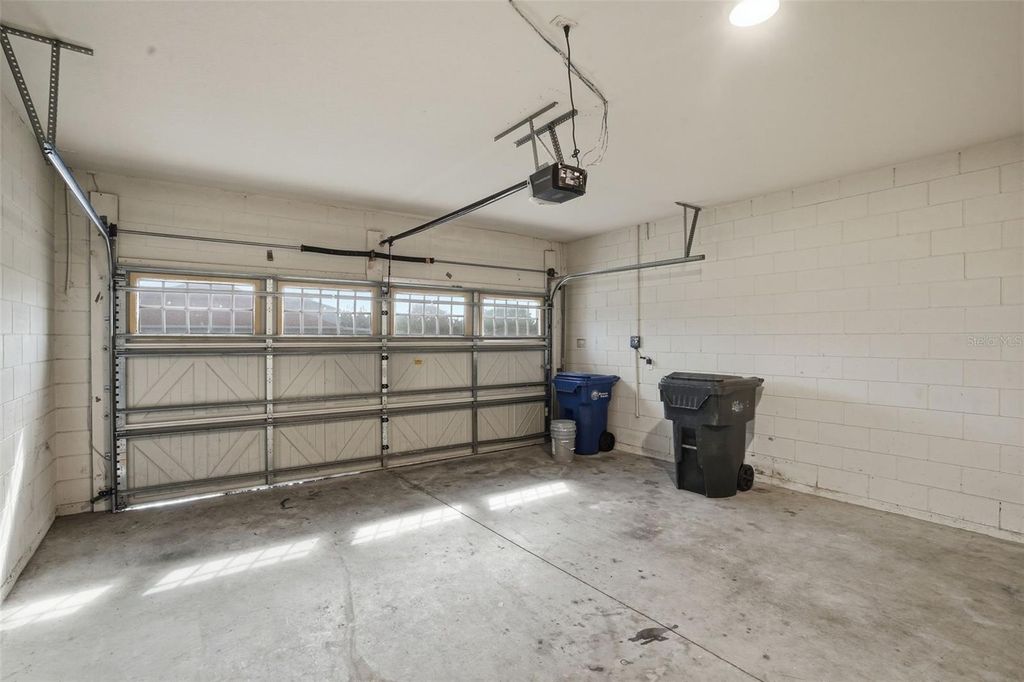 Image 28 of property listing at 1216 MAPLEBROOK DRIVE, Lake Alfred, FL 33850