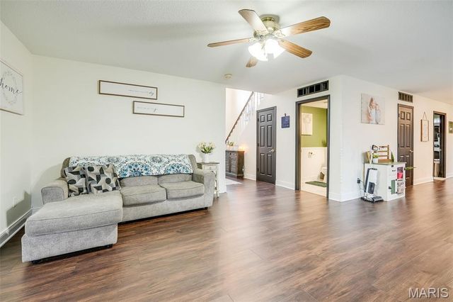 3906 Benington Drive, Swansea, IL 62226