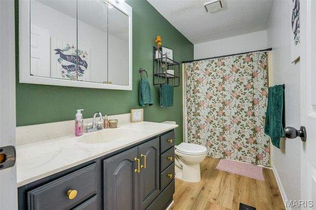 3906 Benington Drive, Swansea, IL 62226