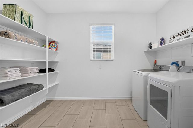 1288 Ventura Cliffs Avenue, Henderson, NV 89012