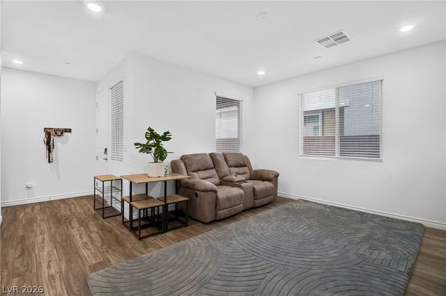1288 Ventura Cliffs Avenue, Henderson, NV 89012