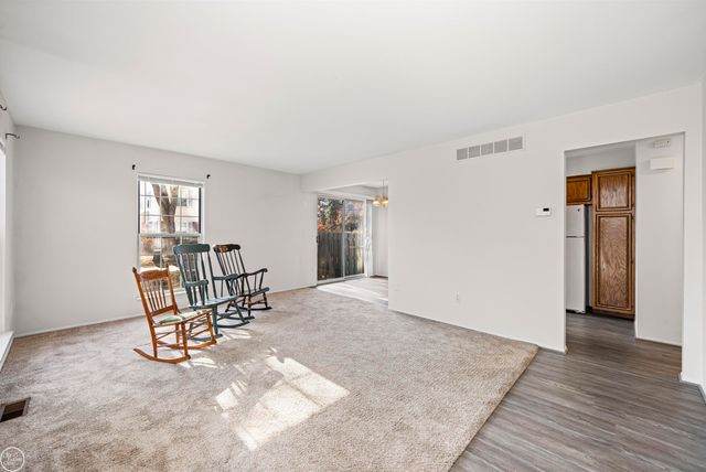 24597 N MEADOW Drive, Harrison Twp, MI 48045