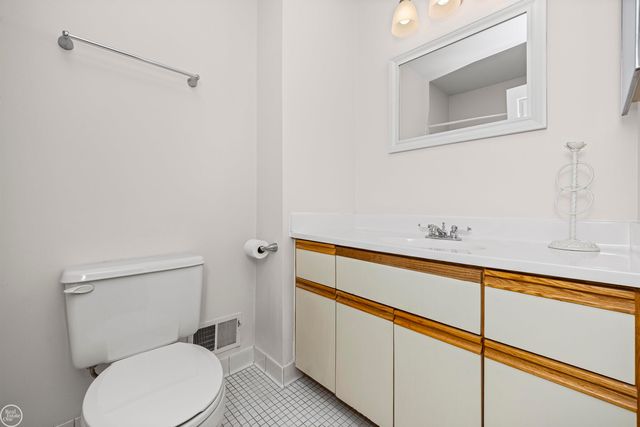 24597 N MEADOW Drive, Harrison Twp, MI 48045