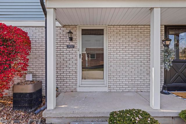 24597 N MEADOW Drive, Harrison Twp, MI 48045