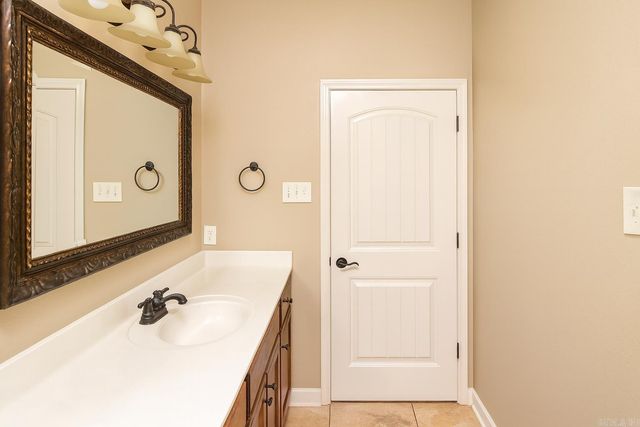 5005 Prestonwood Road, Conway, AR 72034