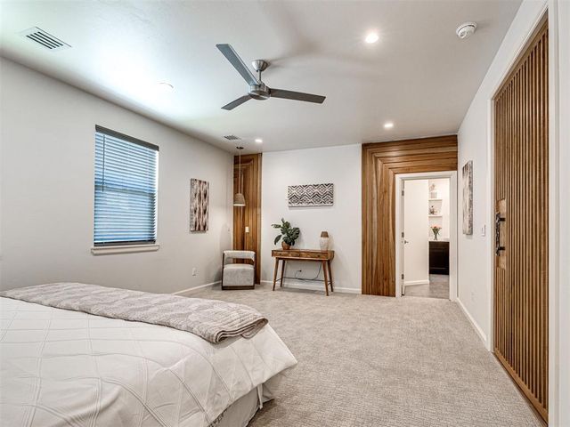 571 S Fretz Avenue, Edmond, OK 73003