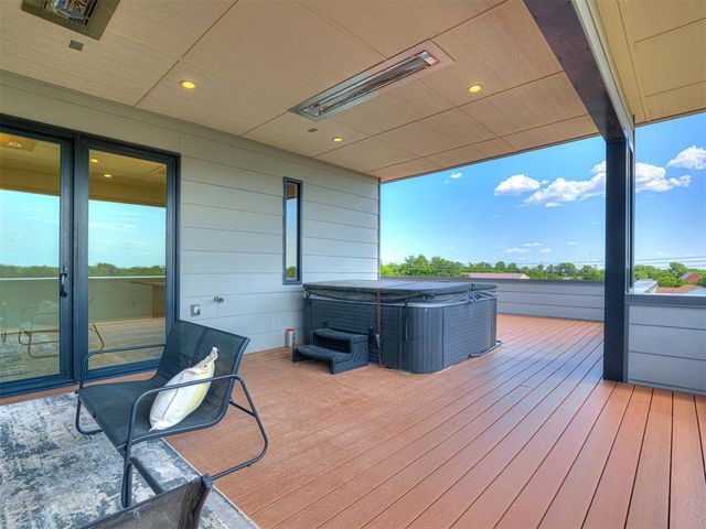 571 S Fretz Avenue, Edmond, OK 73003
