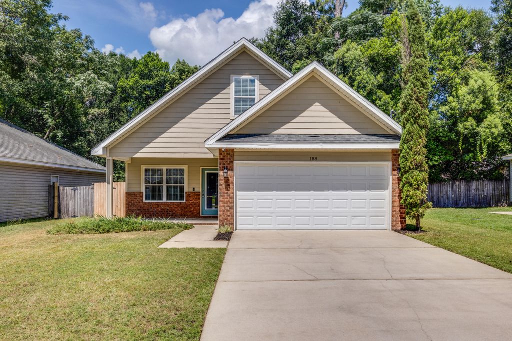 158 Dixie Street, Crestview, FL 32536