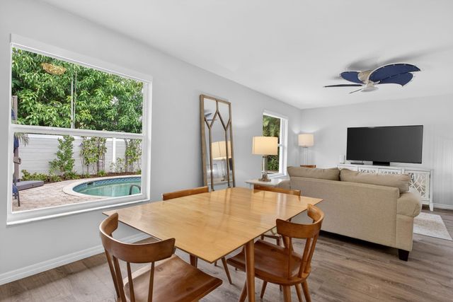 1921 NW 43rd Street, Oakland Park, FL 33309