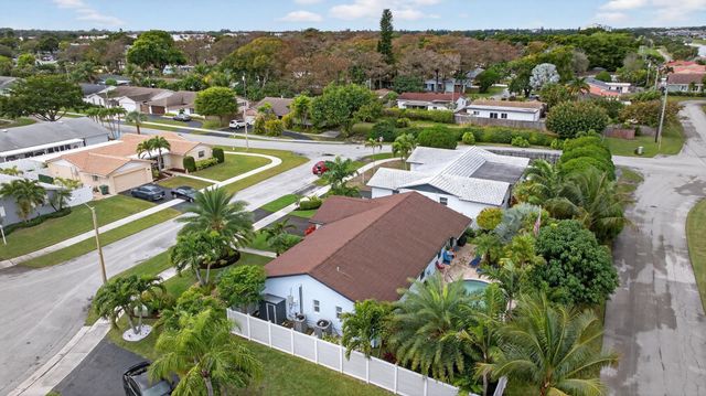 1921 NW 43rd Street, Oakland Park, FL 33309