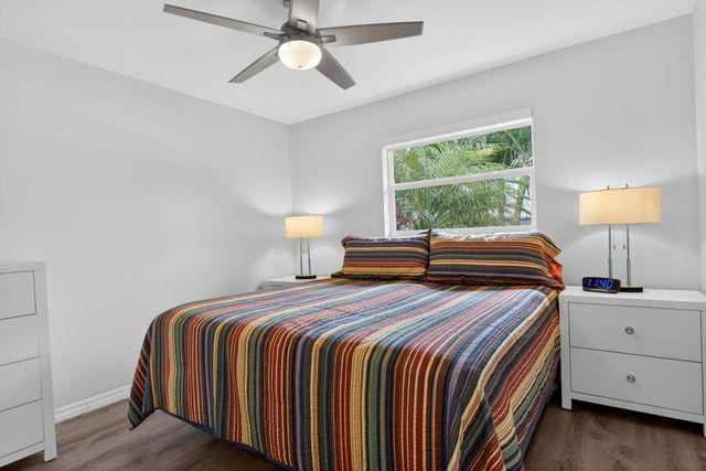 1921 NW 43rd Street, Oakland Park, FL 33309