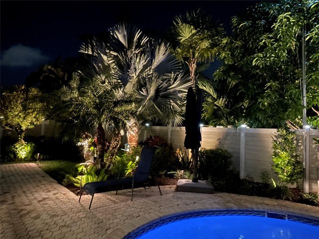 1921 NW 43rd Street, Oakland Park, FL 33309