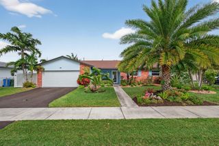 1921 NW 43rd Street, Oakland Park, FL 33309