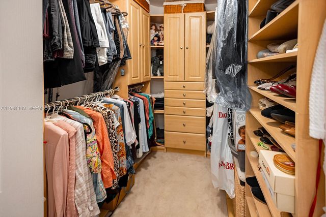 11831 NW 57th St, Coral Springs, FL 33076