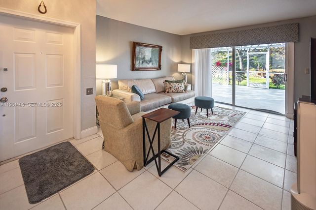 11831 NW 57th St, Coral Springs, FL 33076