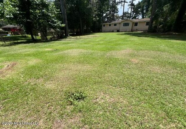 360 Pine Ridge Road, Jackson, MS 39206