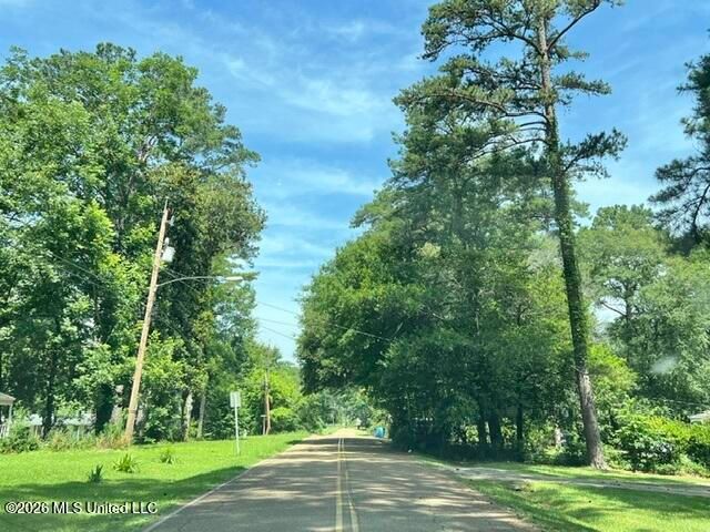 360 Pine Ridge Road, Jackson, MS 39206