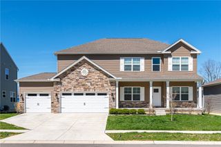 5173 Windbrooke Drive, Tipp City, OH 45371