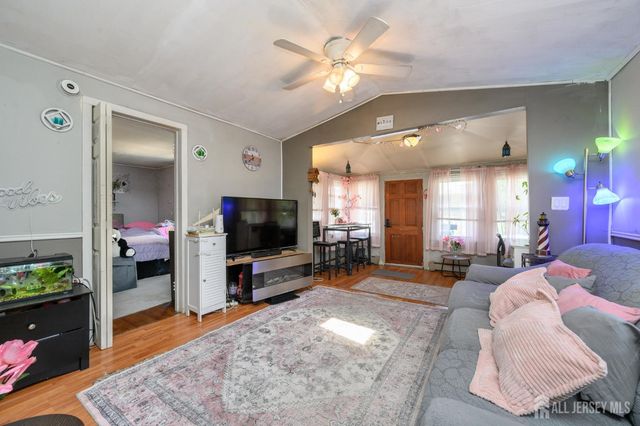 904 Central Avenue, Union Beach, NJ 07735