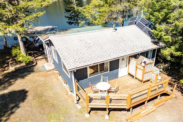 3 NE Wildberry Lake Drive, Tahuya, WA 98588