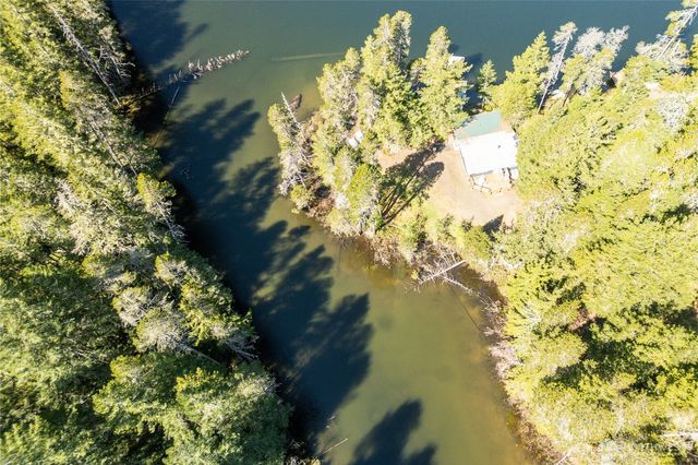 3 NE Wildberry Lake Drive, Tahuya, WA 98588