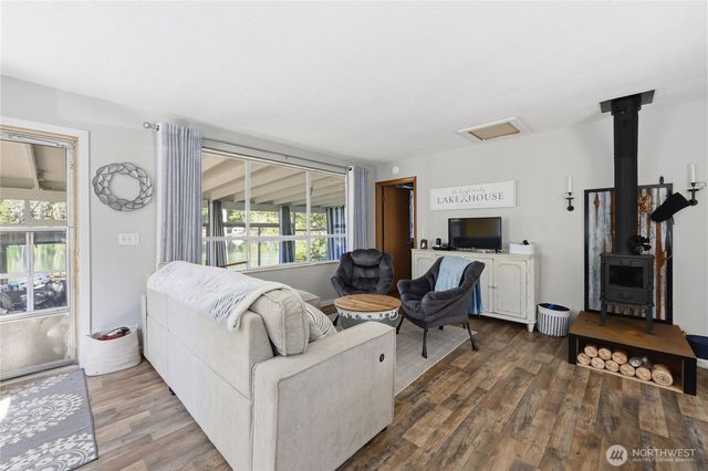 3 NE Wildberry Lake Drive, Tahuya, WA 98588