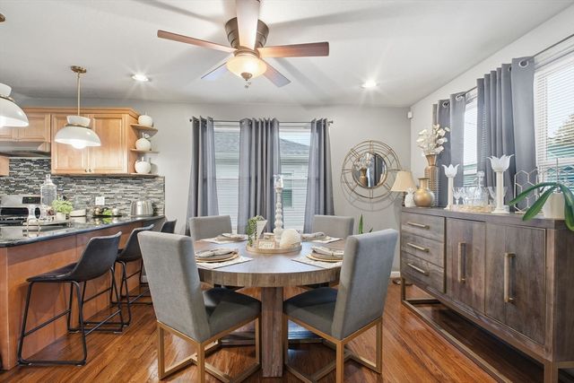 70 Norman St, Springfield, MA 01104